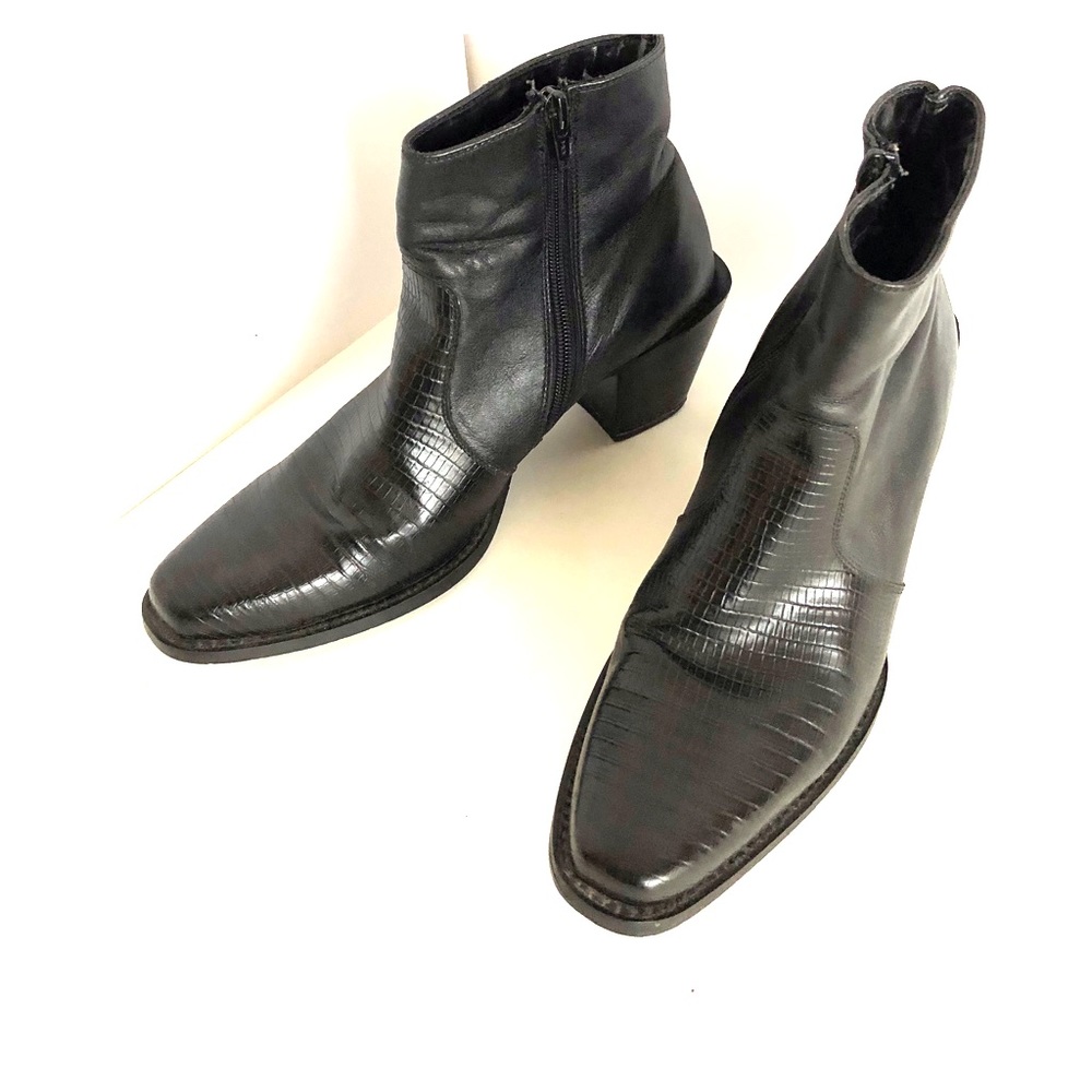 Tony Lama Black Leather Bootie